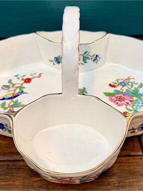 Vintage Aynsley Bone China Pembroke Strawberry Basket 12”
